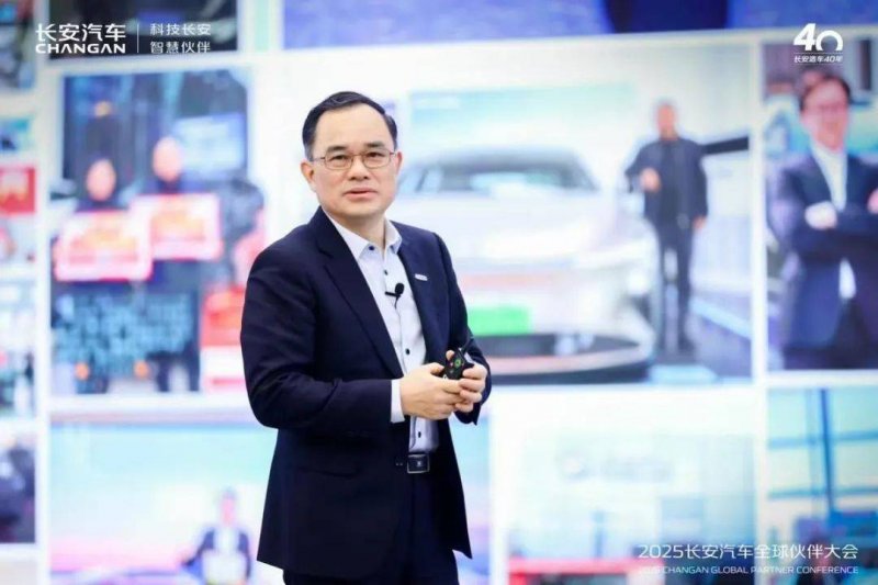 2013卡修父子香兰黛：精心雕琢的沃恩